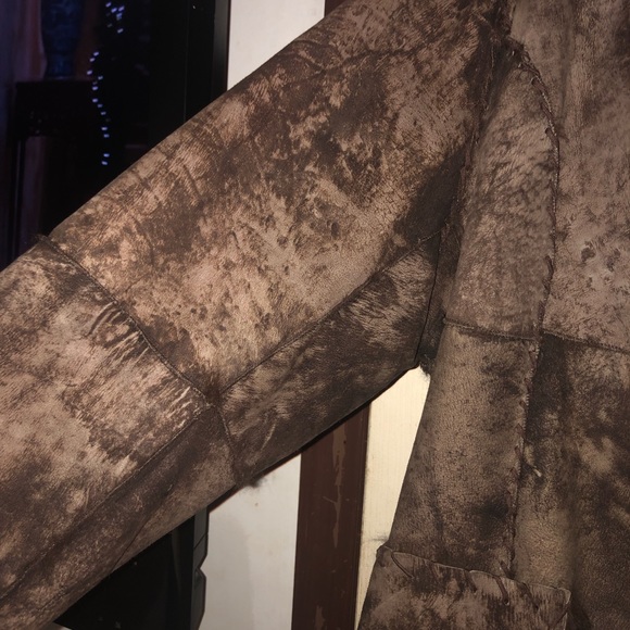 Fur jacket - Picture 6 of 7